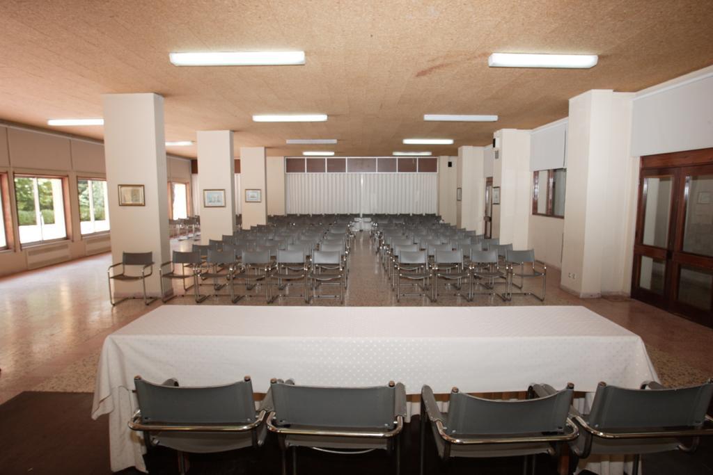 Inatel Santa Maria Da Feira Hotel Eksteriør billede